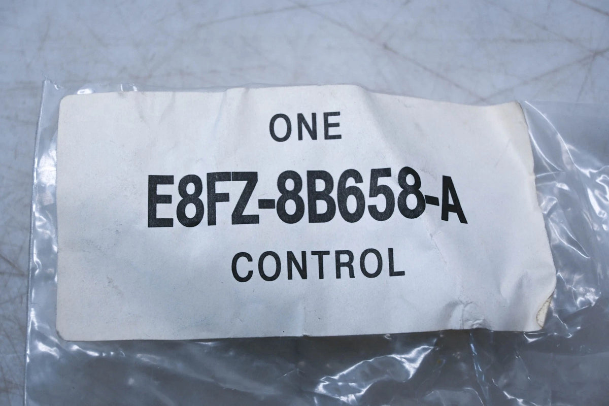 Cooling Fan Control Module for Ford (E8FZ-8B658-A) (NOS)