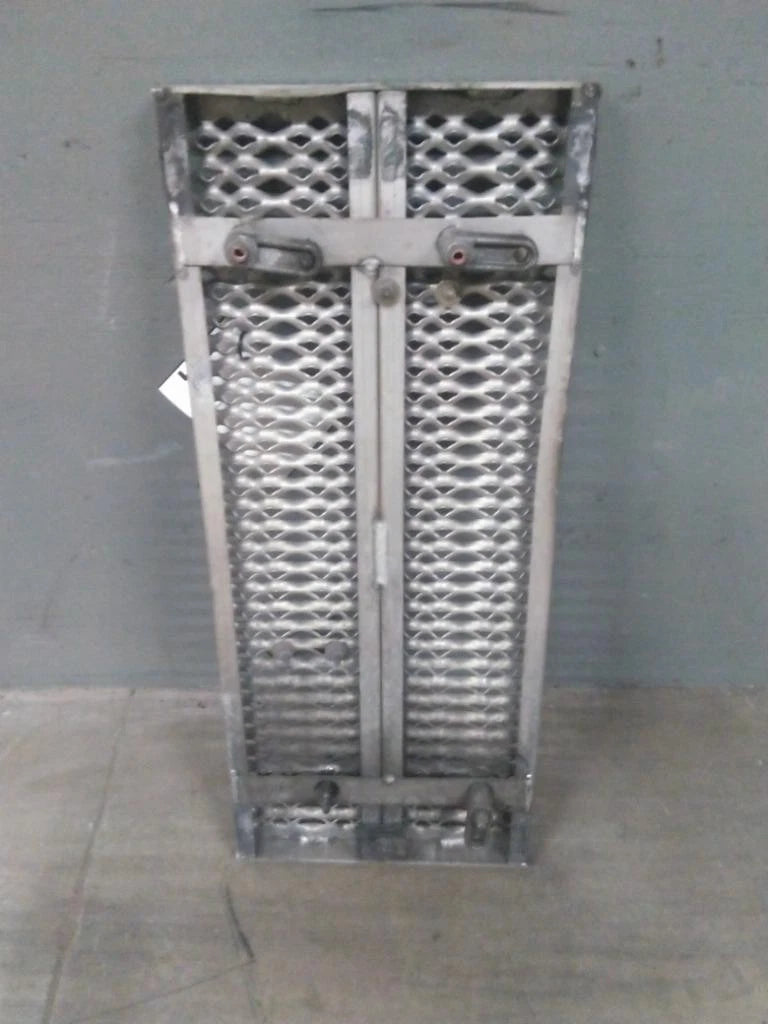 Deck Catwalk for Peterbilt 579 (2020)