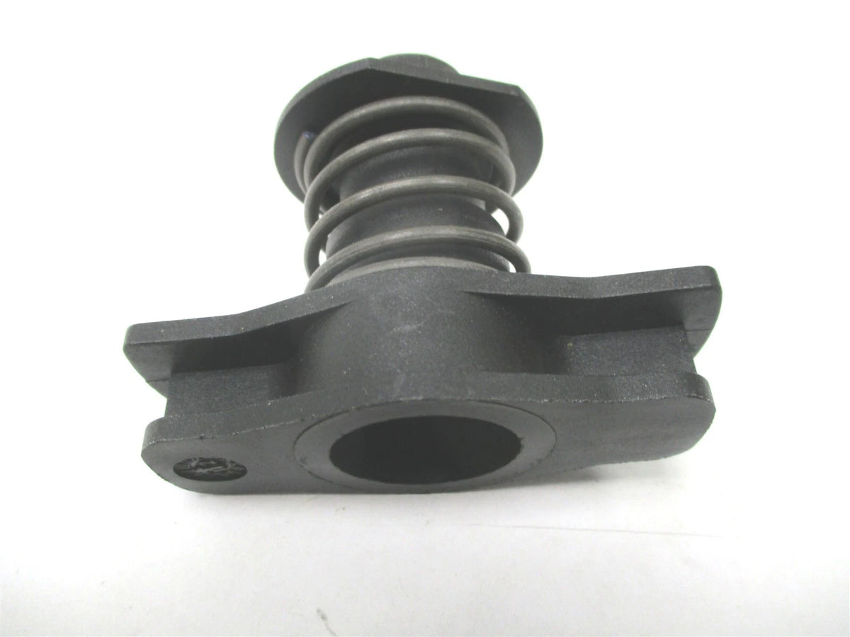 Oil Reservoir Spring Lock for Volvo (1696359)