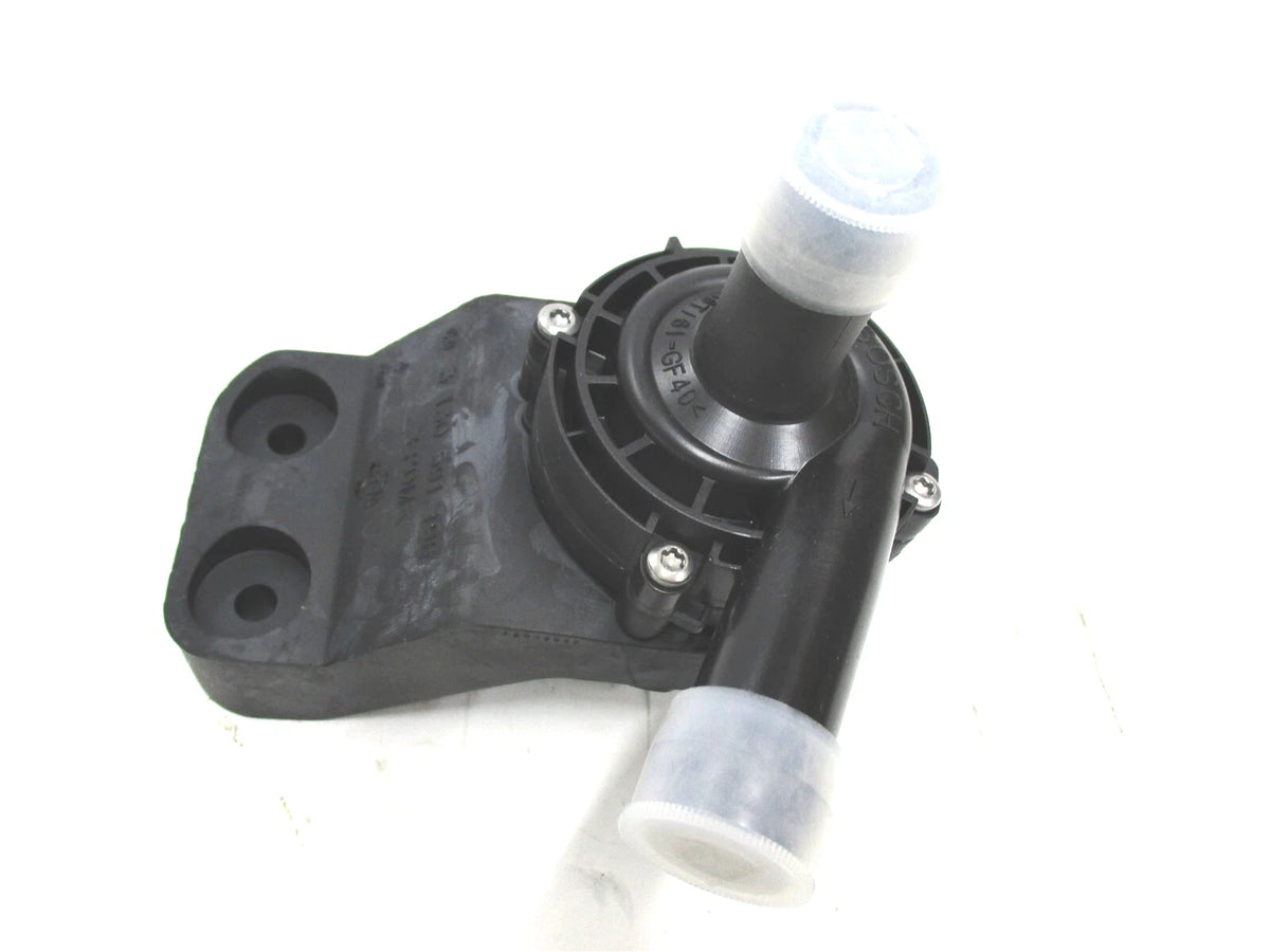 Grizzly Engine Coolant Pump for Ford 6.4L (2008–2010) 7C3Z8B552A AP63472