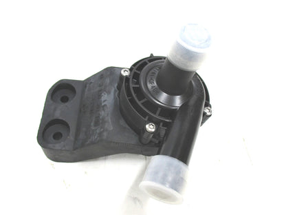 Grizzly Engine Coolant Pump for Ford 6.4L (2008–2010) 7C3Z8B552A AP63472