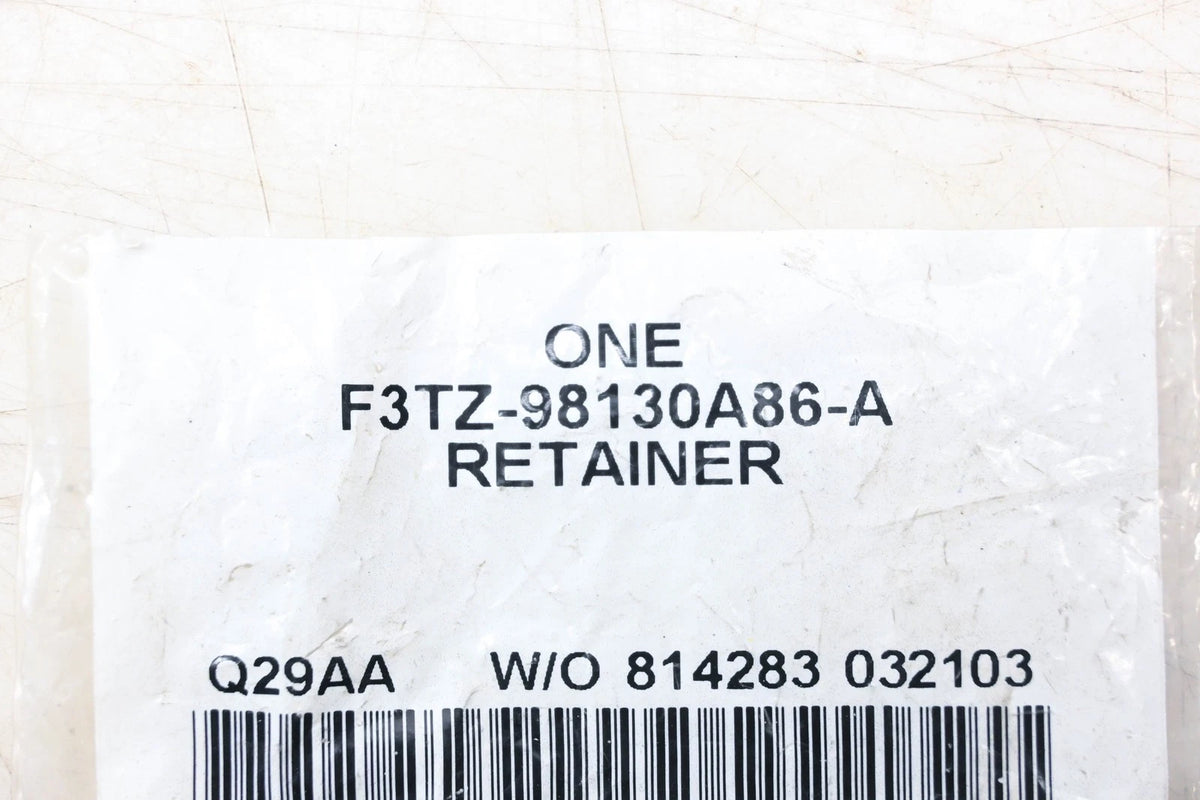 Floor Mat Retainer Assembly for Ford (F3TZ-98130A86-A)