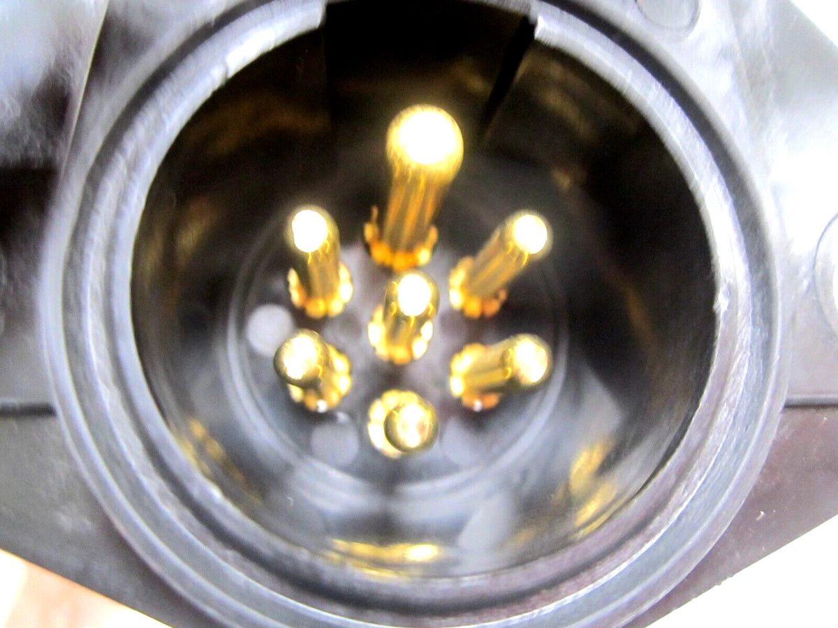 7-Way Trailer Solid Pin Receptacle for Truck-Lite (Flush Mount)