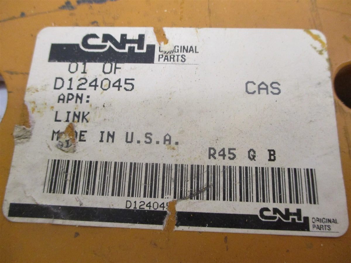 Outer Bucket Link RH for Case 580, 580E D124045