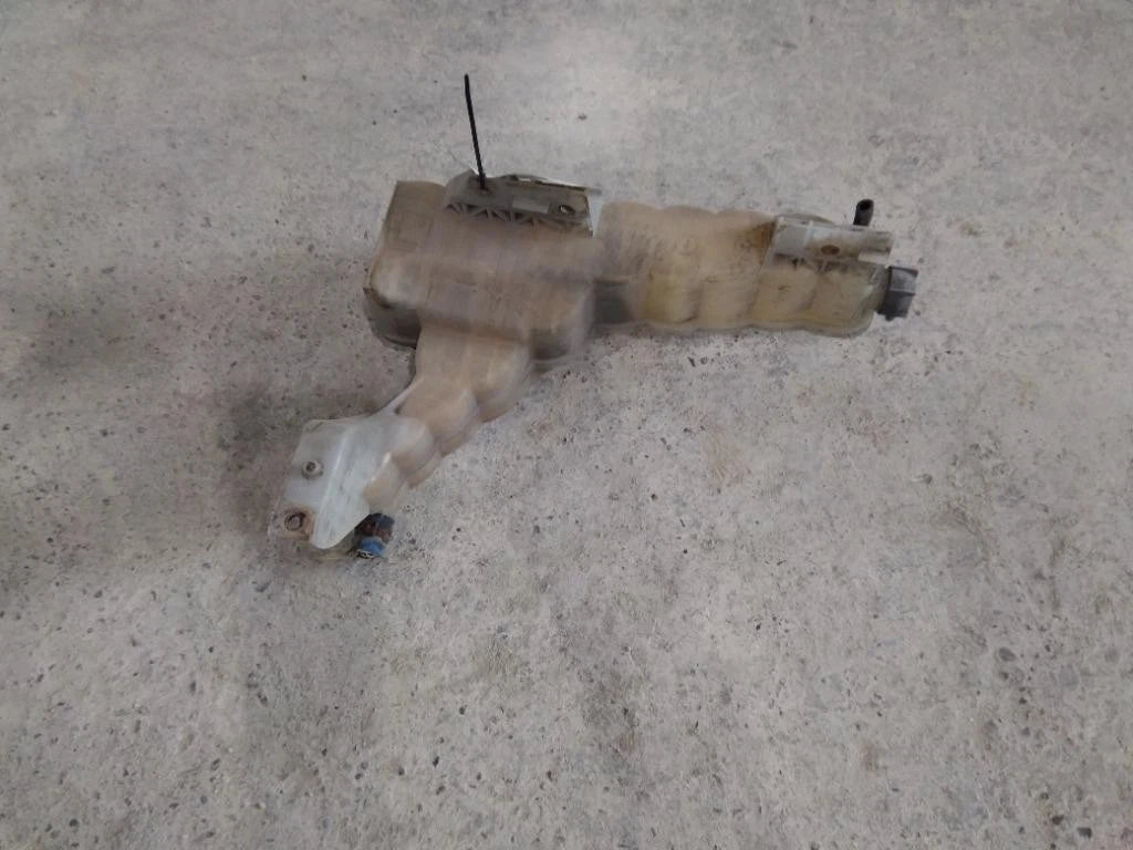Radiator Overflow Tank for Kenworth T680 (2022)