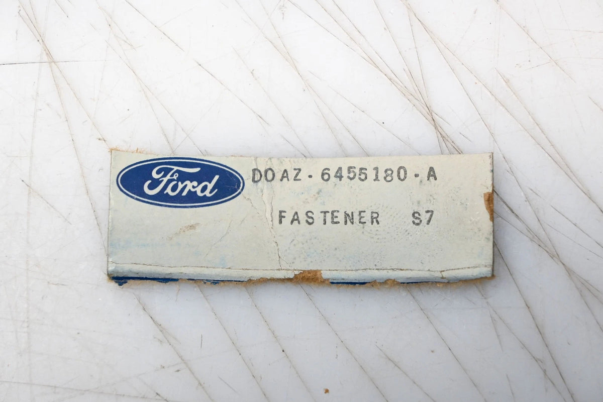 Roof Rack Tie-Down Fastener for Ford (NOS) DOAZ-6455180-A