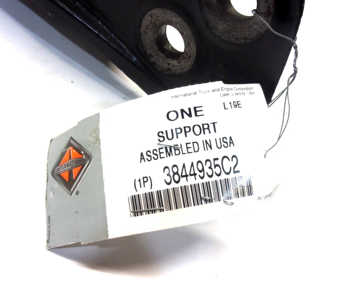 Cab Support Bracket Right Side for International (OEM 3844935C2)