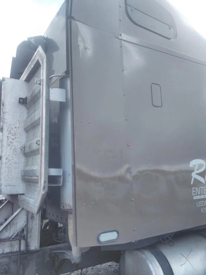 Cab Extension for Freightliner Columbia 120 (2007)