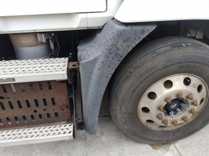 Fender Extension for Mack CXU613 (2014) Right, MN