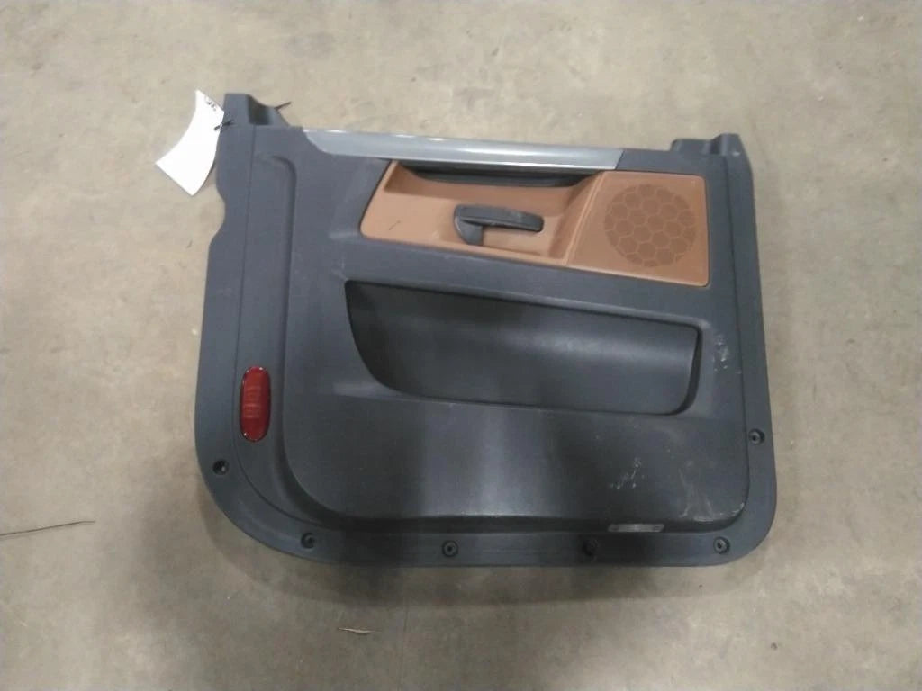 Interior Door Panel for Freightliner Cascadia 126 (2019)