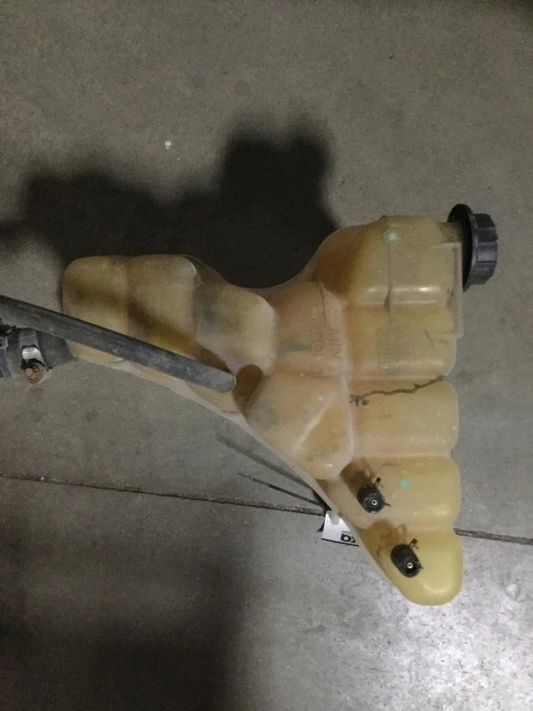 Radiator Overflow Tank for International 4300 (2015)