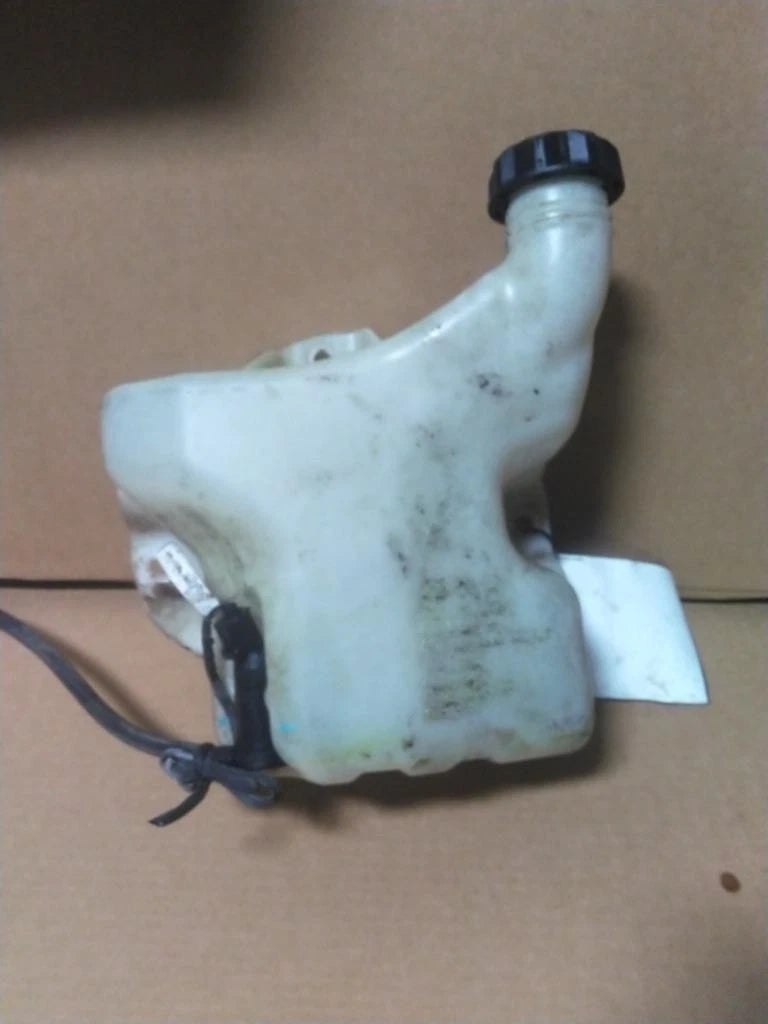 Windshield Washer Reservoir for Freightliner M2 106 (2020)