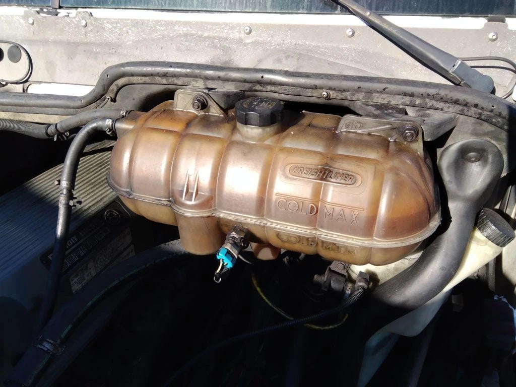 Radiator Overflow Tank for Freightliner Columbia 120 (2004)