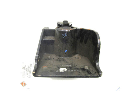 LH Front Outer Cab Mount for International Bus (3884528C93, 3884528C94)