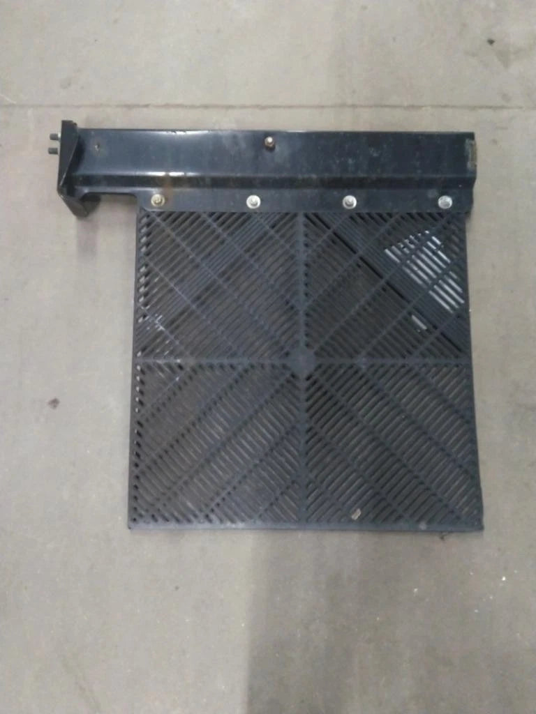 Mud Flap Hanger for International LT (2022)