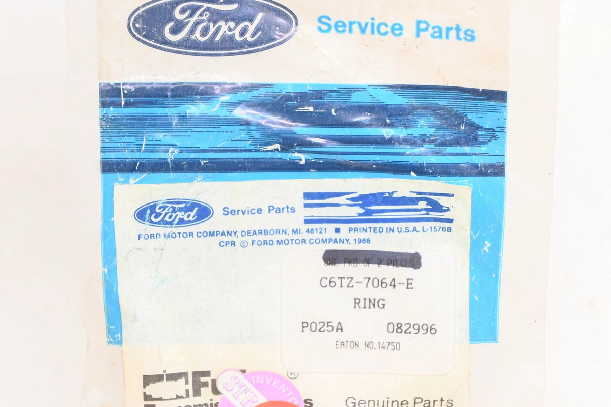 Bearing Retainer Snap Ring for Ford (1966–1966) C6TZ-7064-E