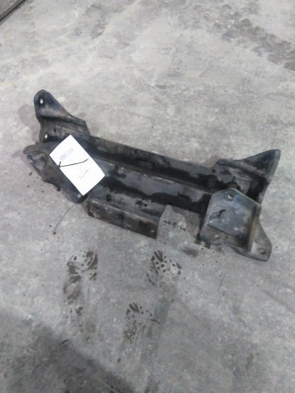 Crossmember for Peterbilt 379