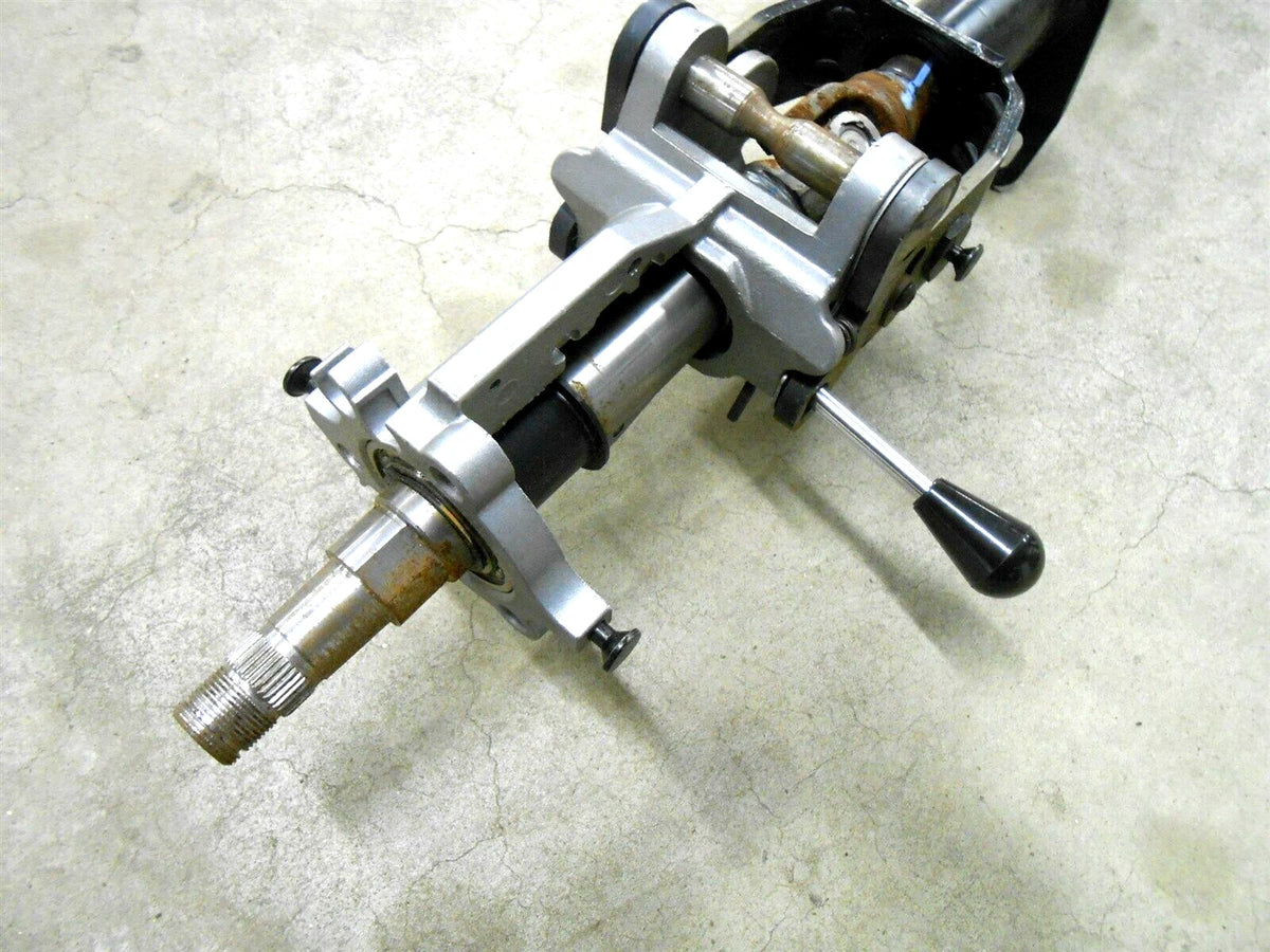 Steering Column Shaft Housing for International 3800 Bus (OEM 2505969C91, 9103030-SA)