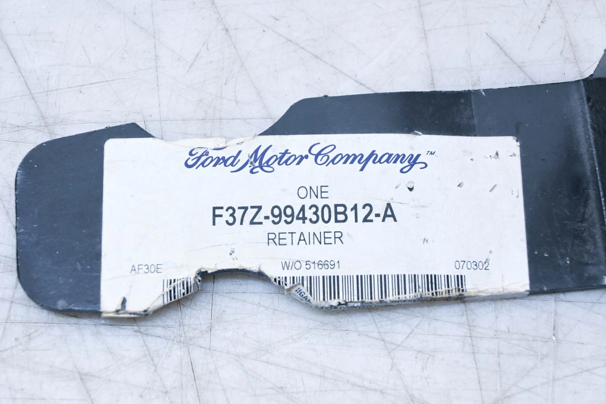 Tailgate Hatch Retainer Assembly for Ford (F37Z-99430B12-A)