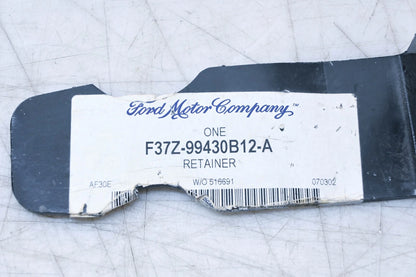 Tailgate Hatch Retainer Assembly for Ford (F37Z-99430B12-A)