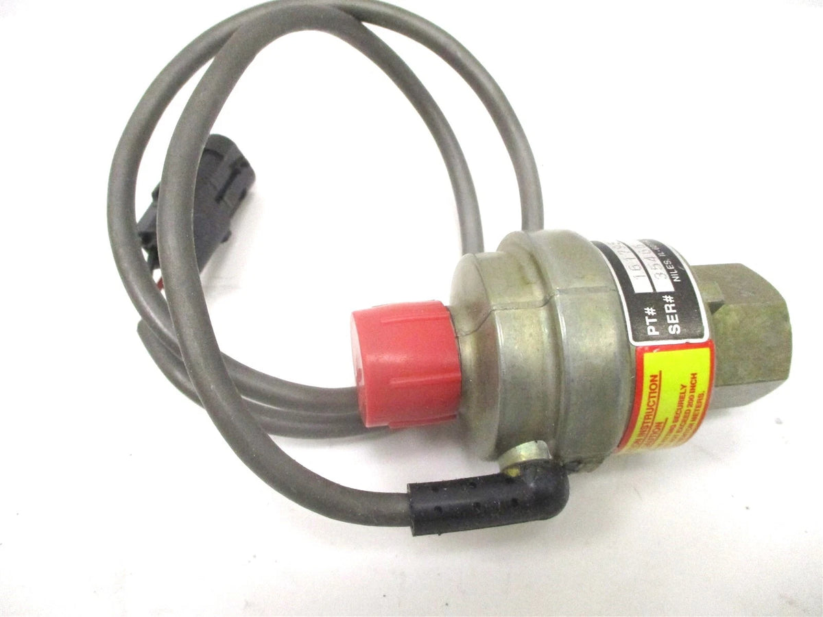 Speedometer Sensor Transmitter for International Mini-Gen MGO-1 (OEM 1617957C1)