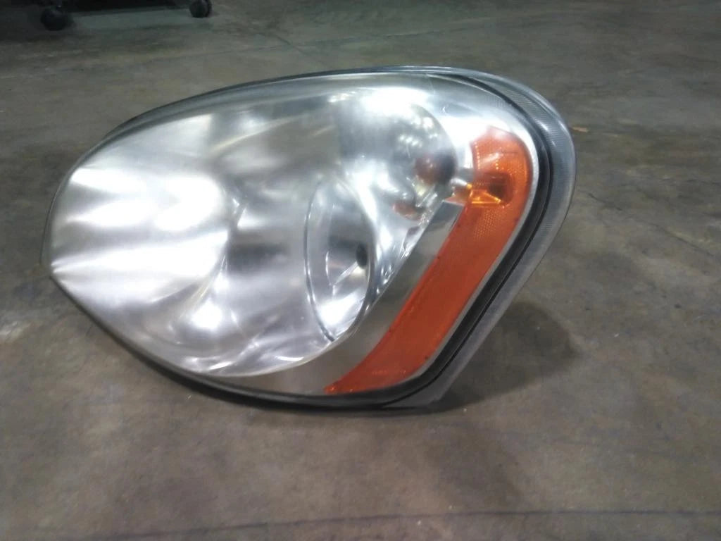 Left Headlight for Freightliner Cascadia (2007–2019) MD