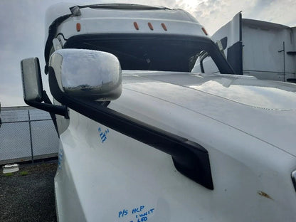Right Fender/Hood Mirror for Freightliner Cascadia 126 (2024)