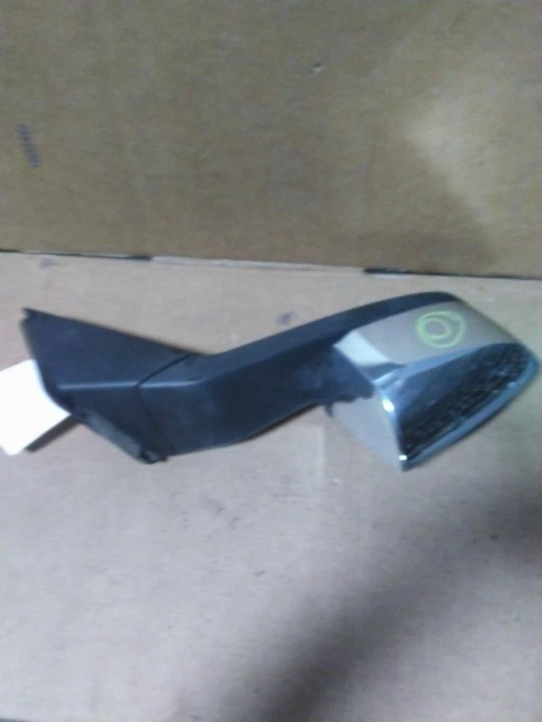Right Fender/Hood Mirror for Volvo VNL (2016)