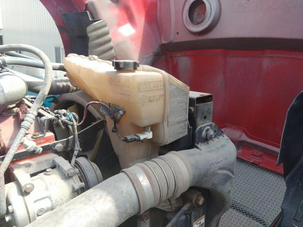 Radiator Overflow Tank for Kenworth T680 (2022)