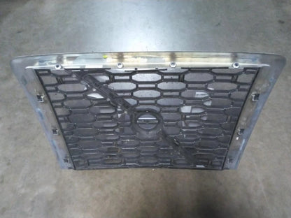 Grille for Volvo VNL (2018–2024)