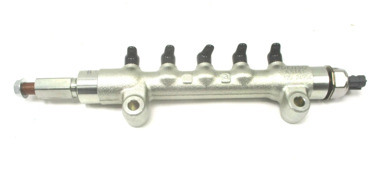 Rail Assembly for Kubota V2607 V3307 (1J770-50603, 1J770-50605, 1J770-50600)