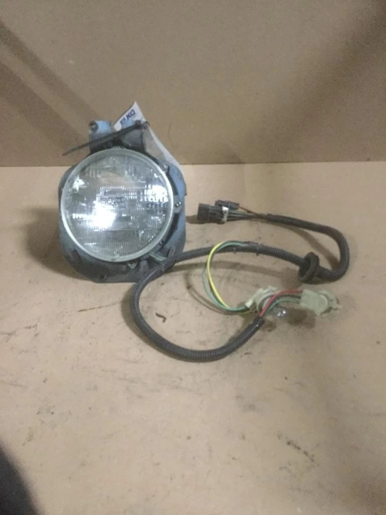 Right Headlight for Freightliner (2003)