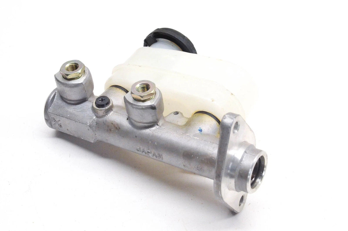 Master Brake Cylinder Assembly for Nabco F108592 (NOS)