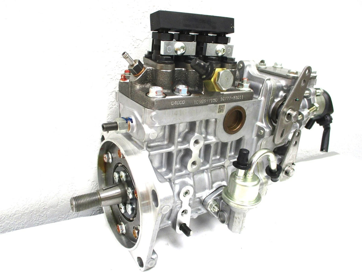 Genuine Injection Pump for Kubota V3307-DI-T Engine (1J416-50105, 1J416-50100)