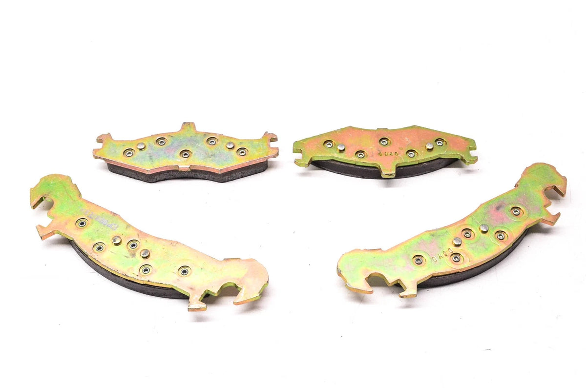 Wearever MKD221 Brake Pad Kit for Wearever (NOS)