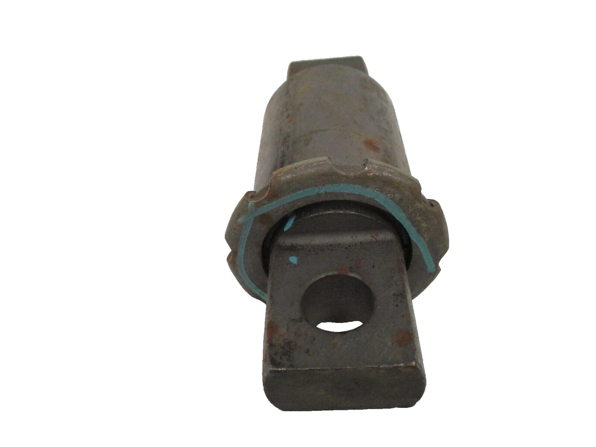 Leaf Spring Bushing Pin for International (2610568C1)