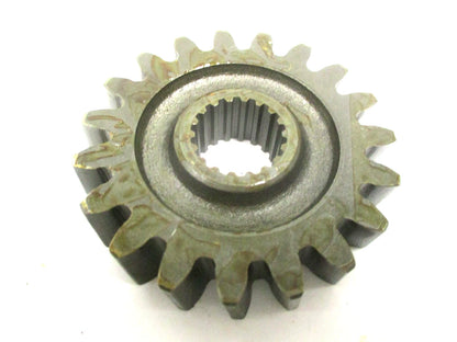 Genuine Front Wheel Drive Case Gear 19T for Kubota L3350-DT L4150-DT
