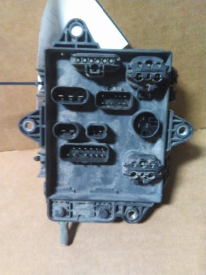 Fuse Box for Volvo VNL (2014)