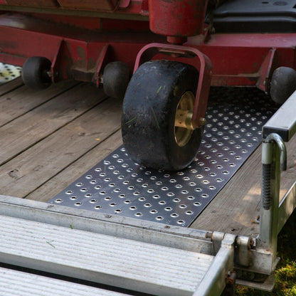 HD Ramps for Trailer (39.75" x 16", Circle Punch Plate Traction)