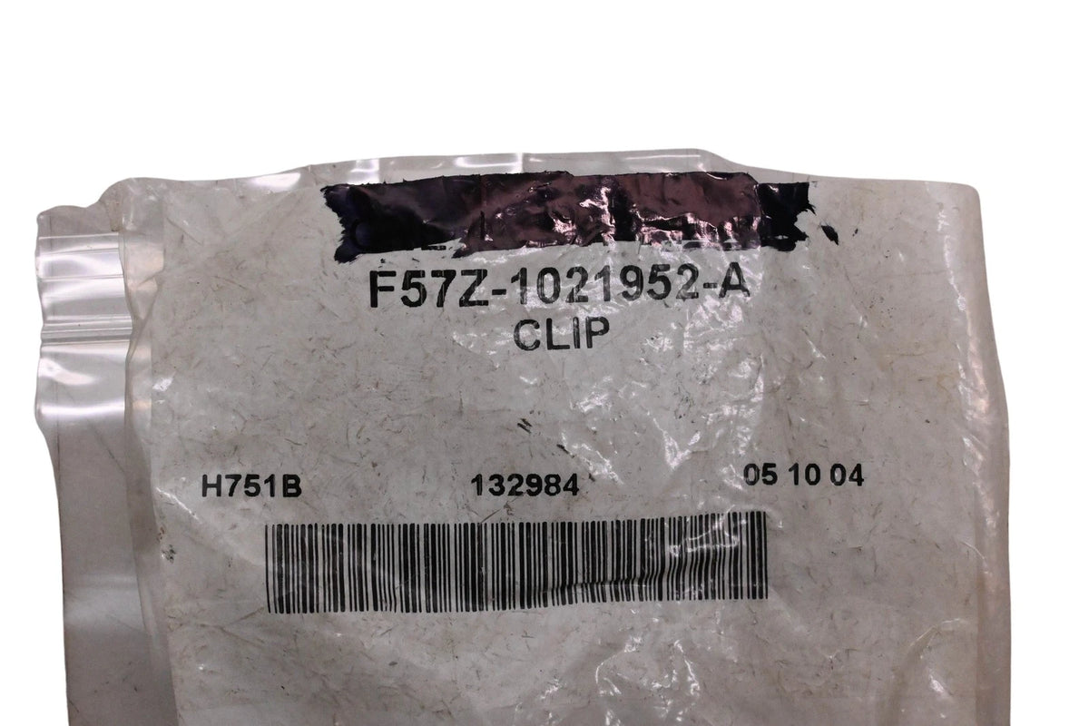 OEM Clip for Ford (F57Z-1021952-A)