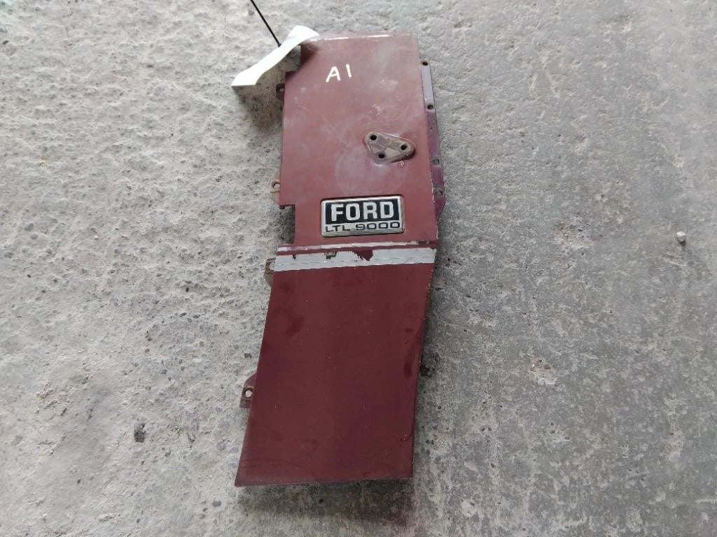 Cowl for Ford LTL9000 (1983) Right