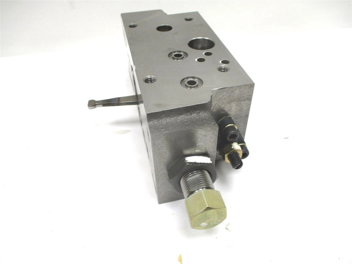 Servo Valve Main Pump Front for Komatsu PC600, PC650 (708-25-85370)