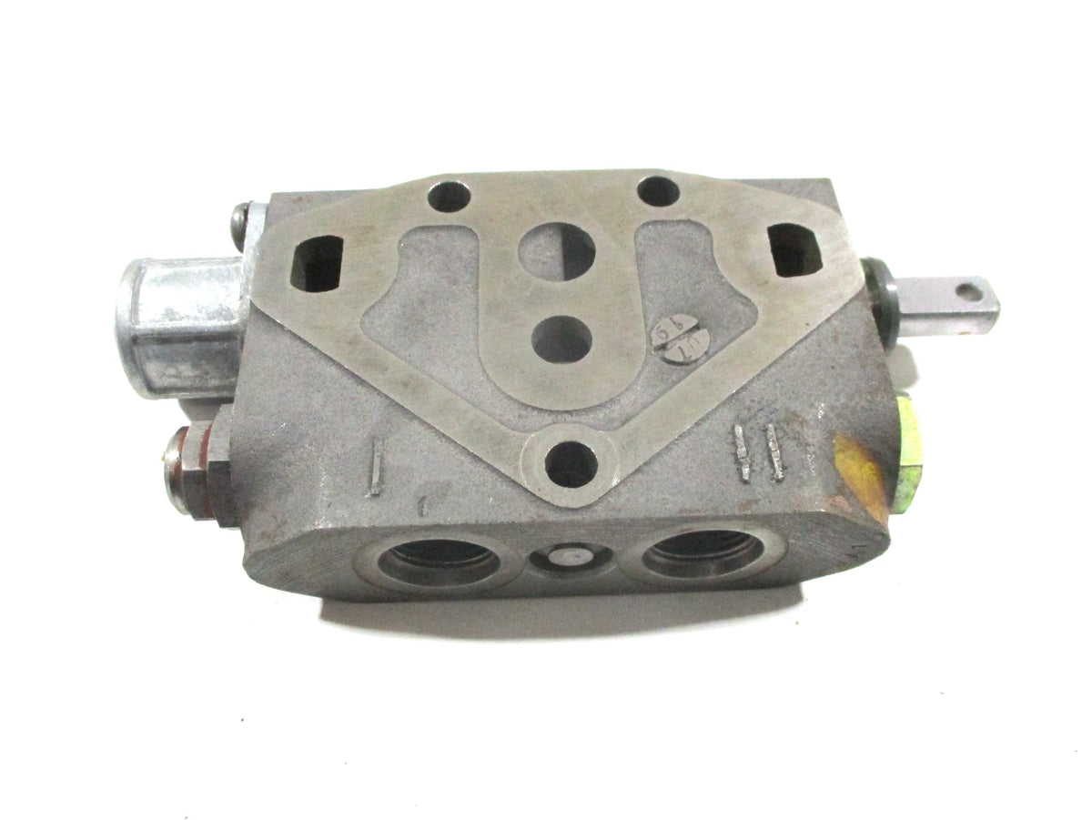 Genuine OEM Hydraulic Control Valve for Kubota L4540A (70050-02338)