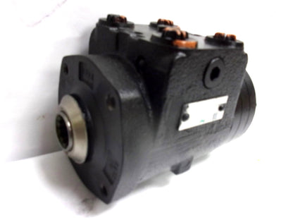 OEM Orbital Steering Valve for Case 956 1056 (1328132C92, 8492955172)