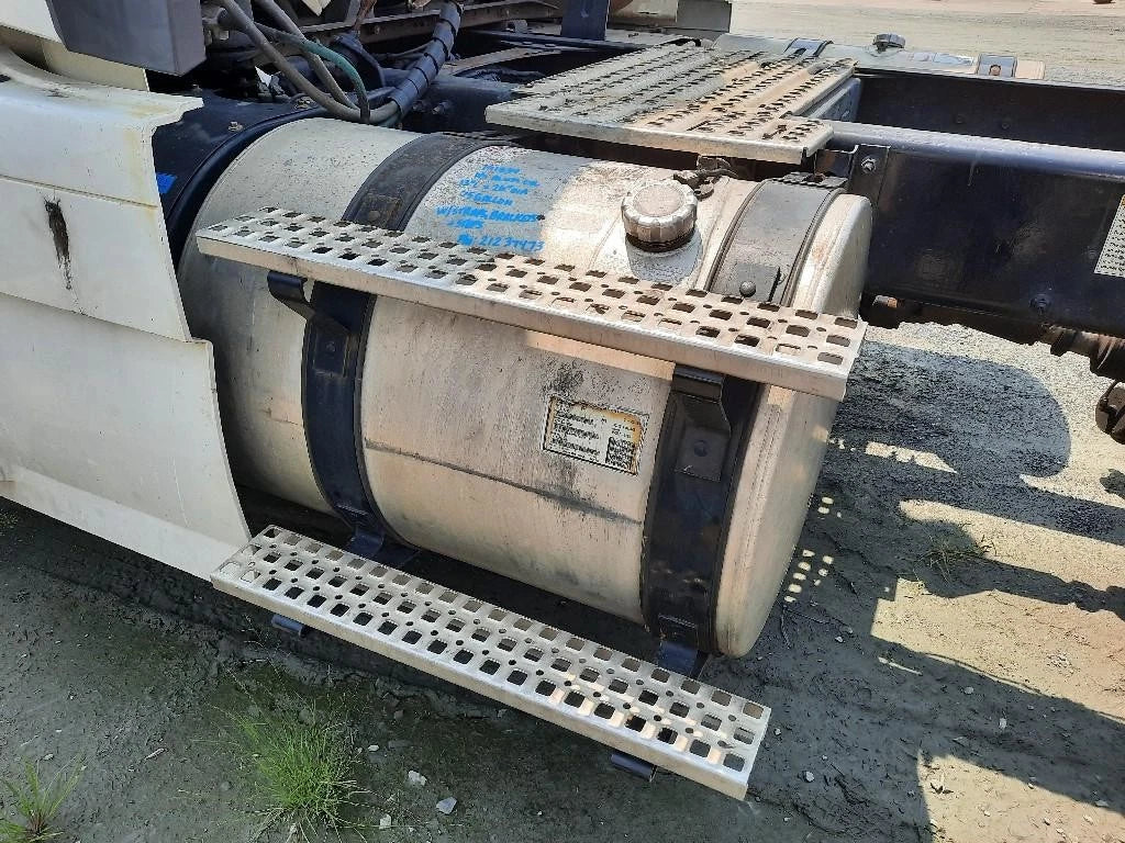 Fuel Tank for Volvo VNL (2013) Left, MD