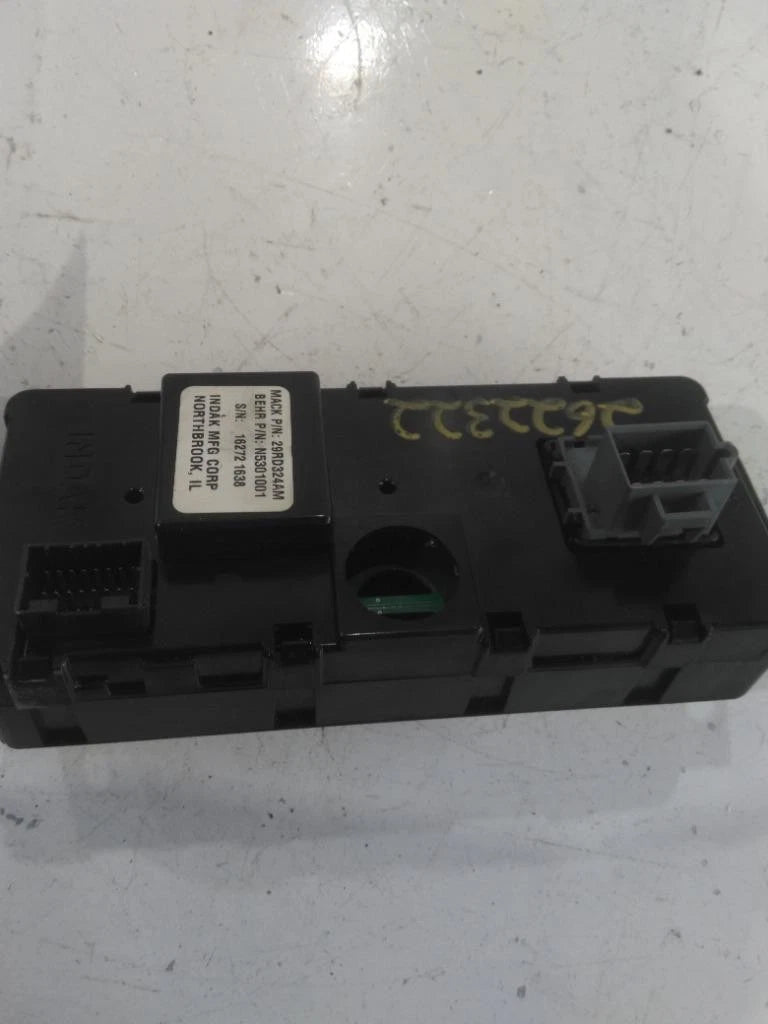 Temperature Control for Mack CXU613 (2017) - Replaces 29RD324AM