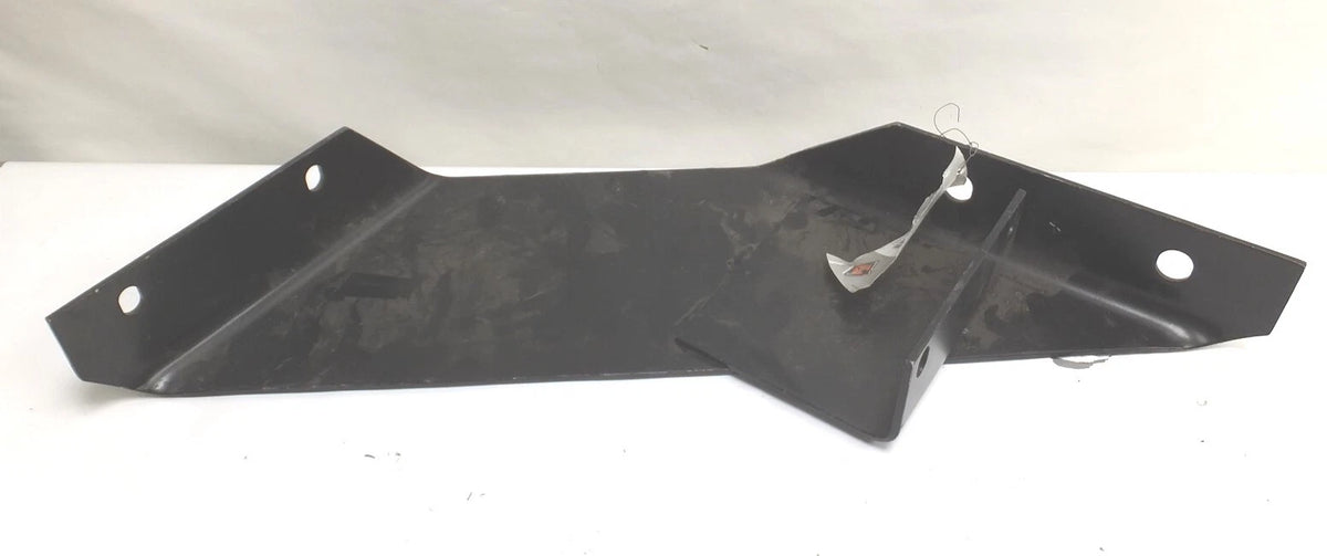 Frame Step Plate Support Right for International (3539680C2)