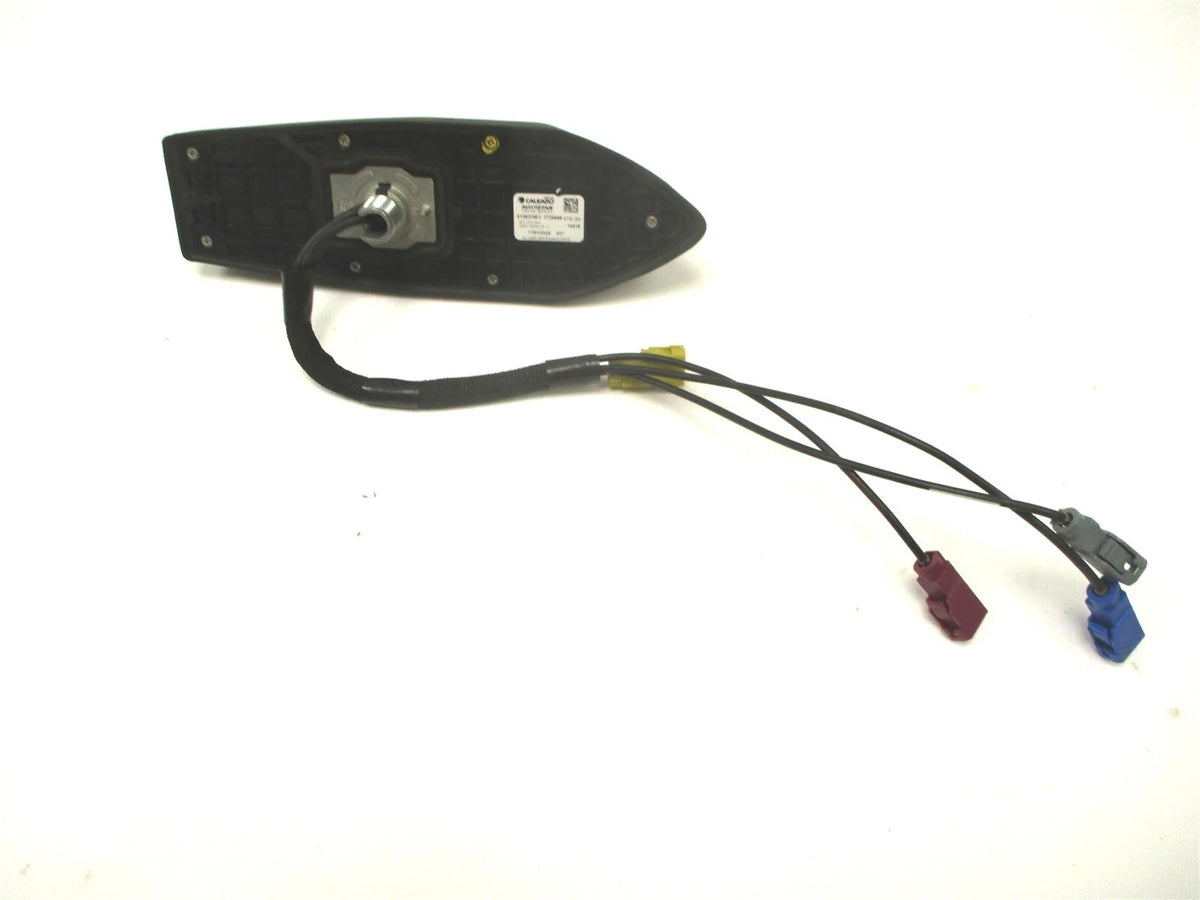 Low Profile Shark Fin N2 Module Antenna for International (4138370C1, 4138370C2)