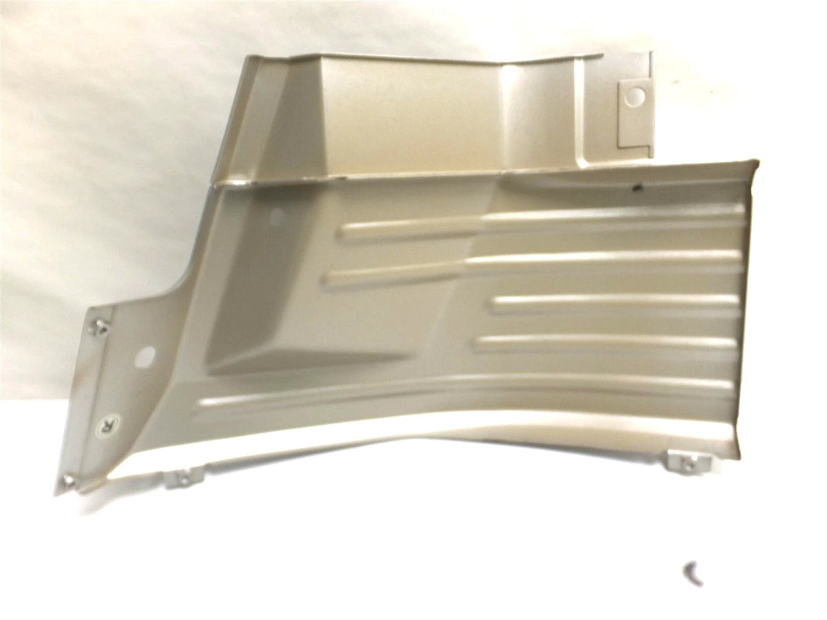 RH Rear Lower Bonnet for Kubota M6950 M6950DT M7950 M7950DT M8950DT (–)