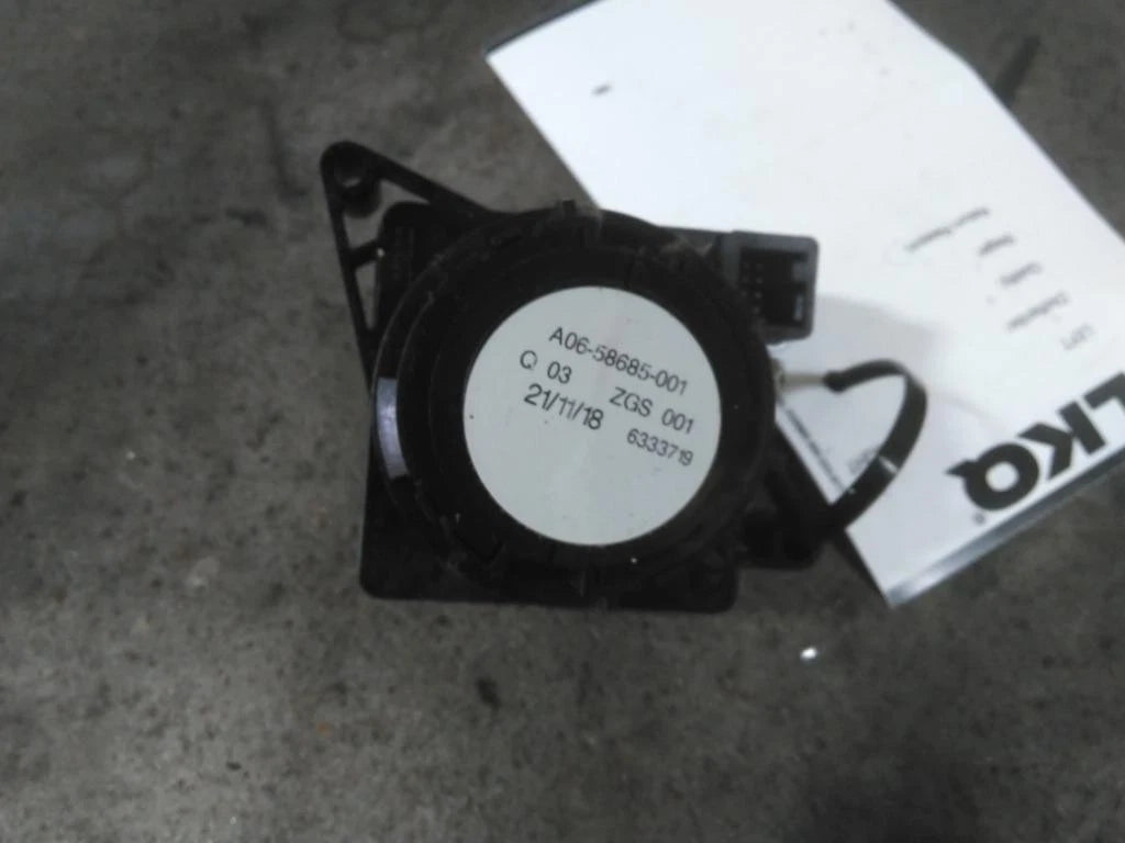 Headlight Switch for Freightliner Cascadia 126 (2020)